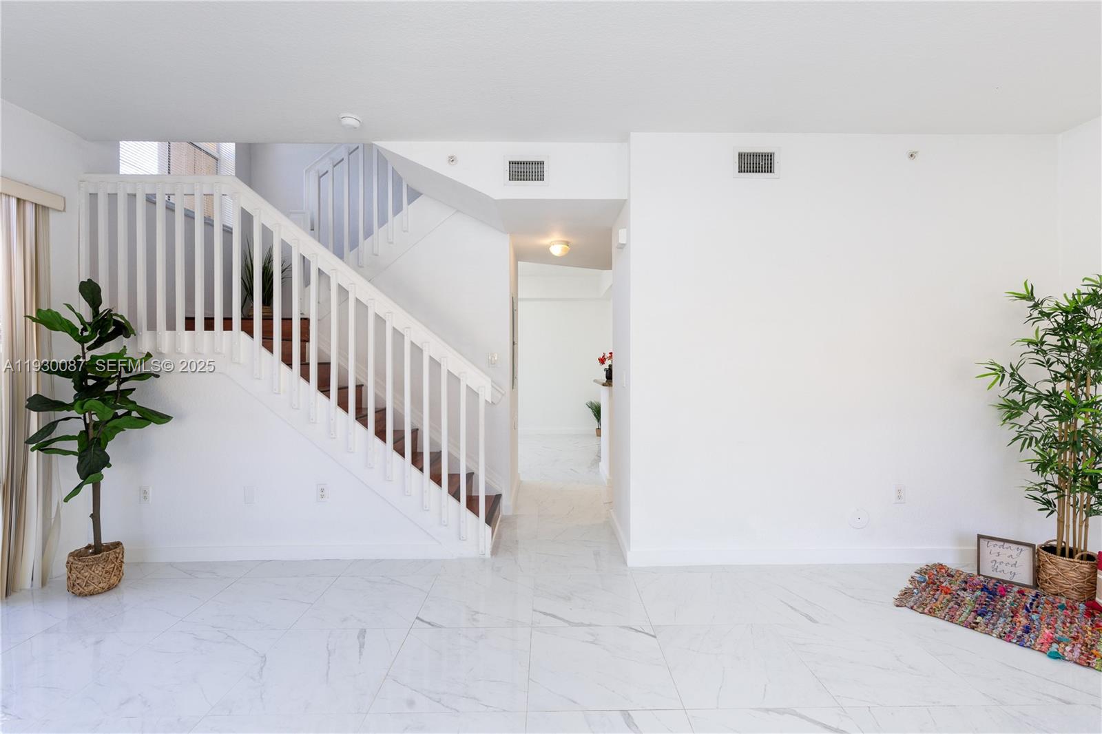 PEMBROKE CAY CONDO - Residential Lease