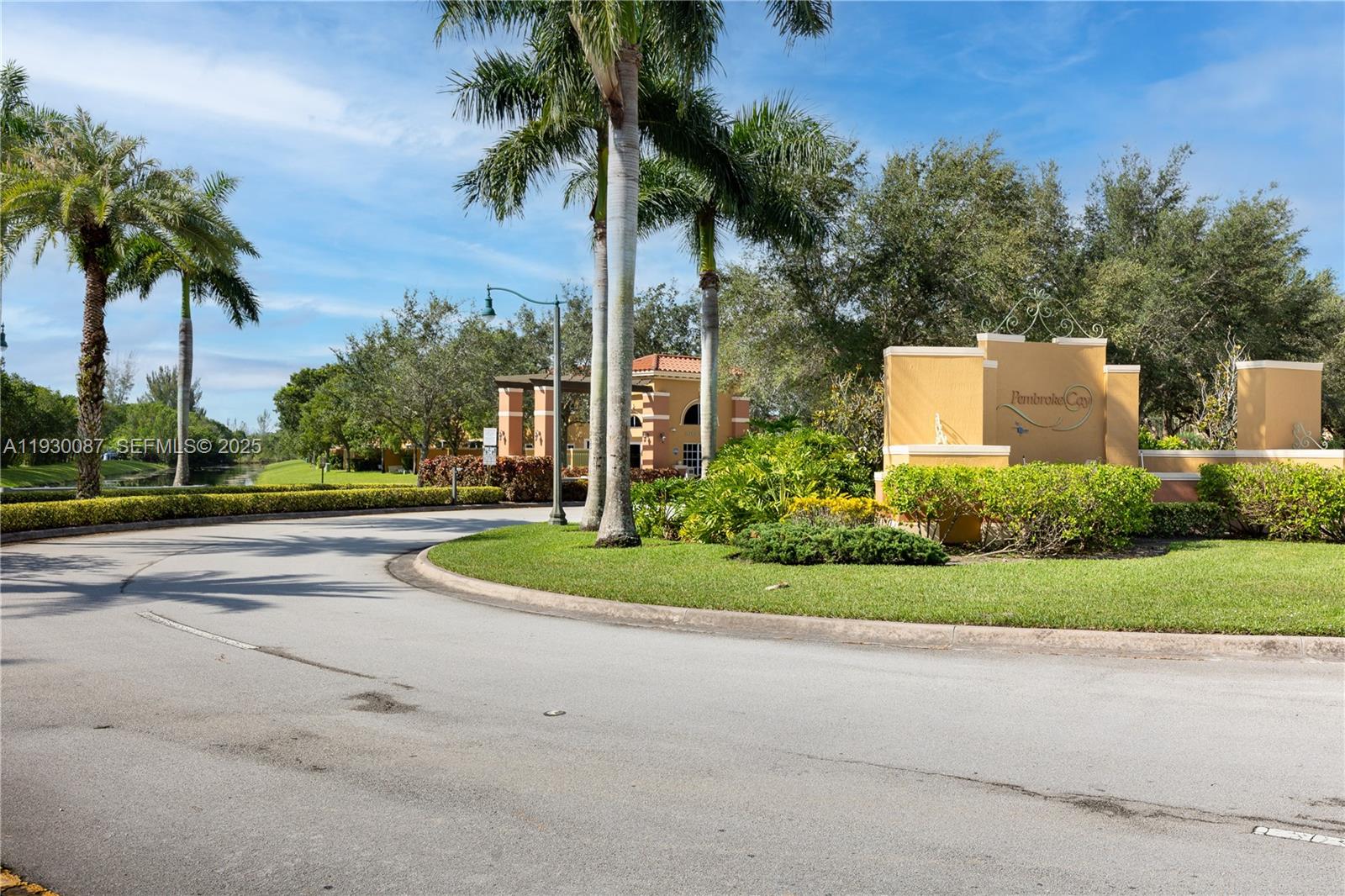PEMBROKE CAY CONDO - Residential Lease