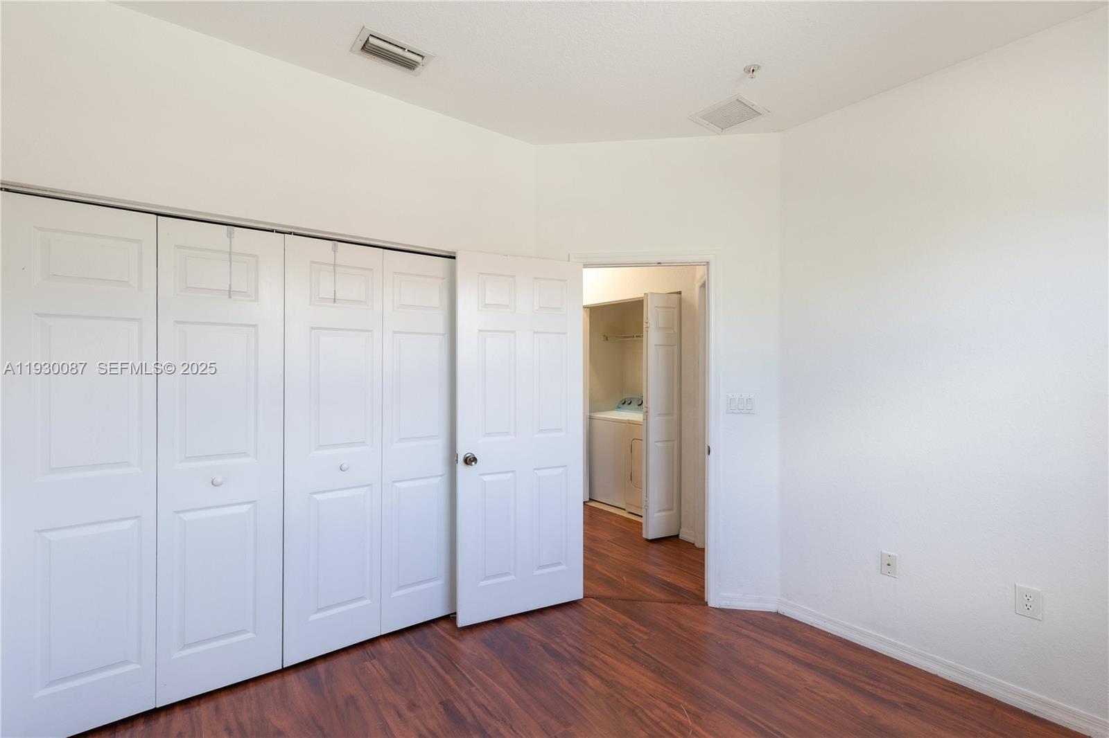 PEMBROKE CAY CONDO - Residential Lease