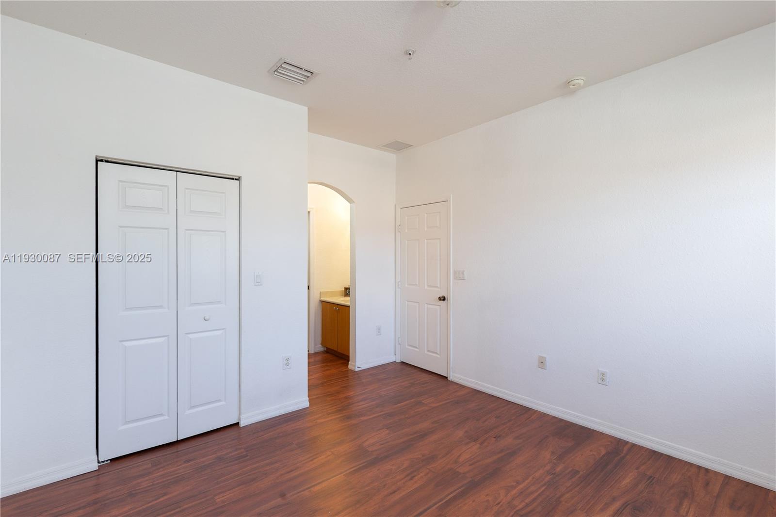 PEMBROKE CAY CONDO - Residential Lease