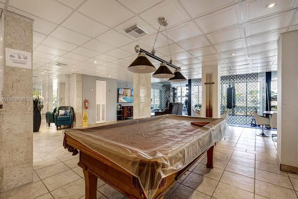 DORSEY ARMS CONDO - Residential