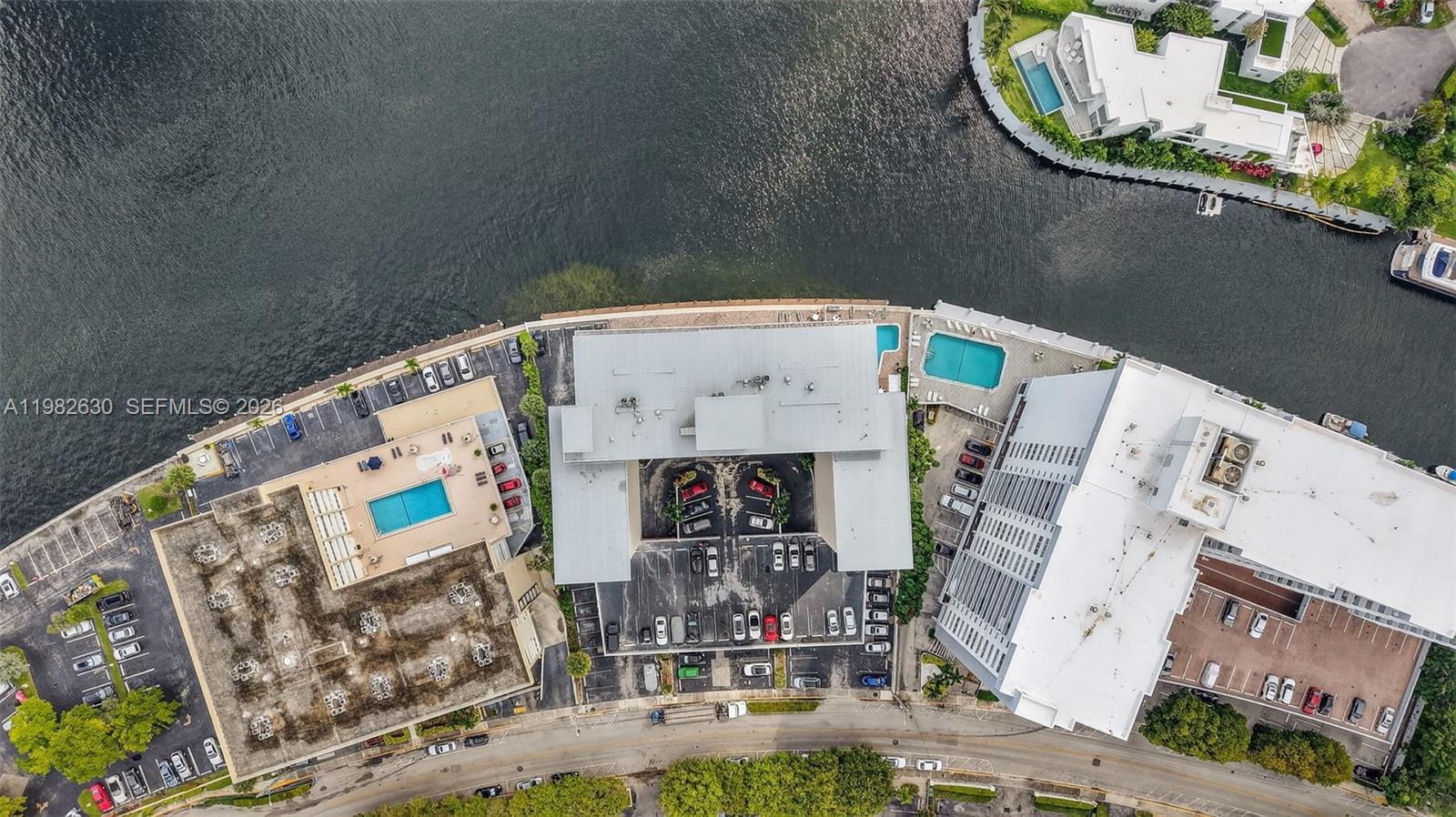 DORSEY ARMS CONDO - Residential