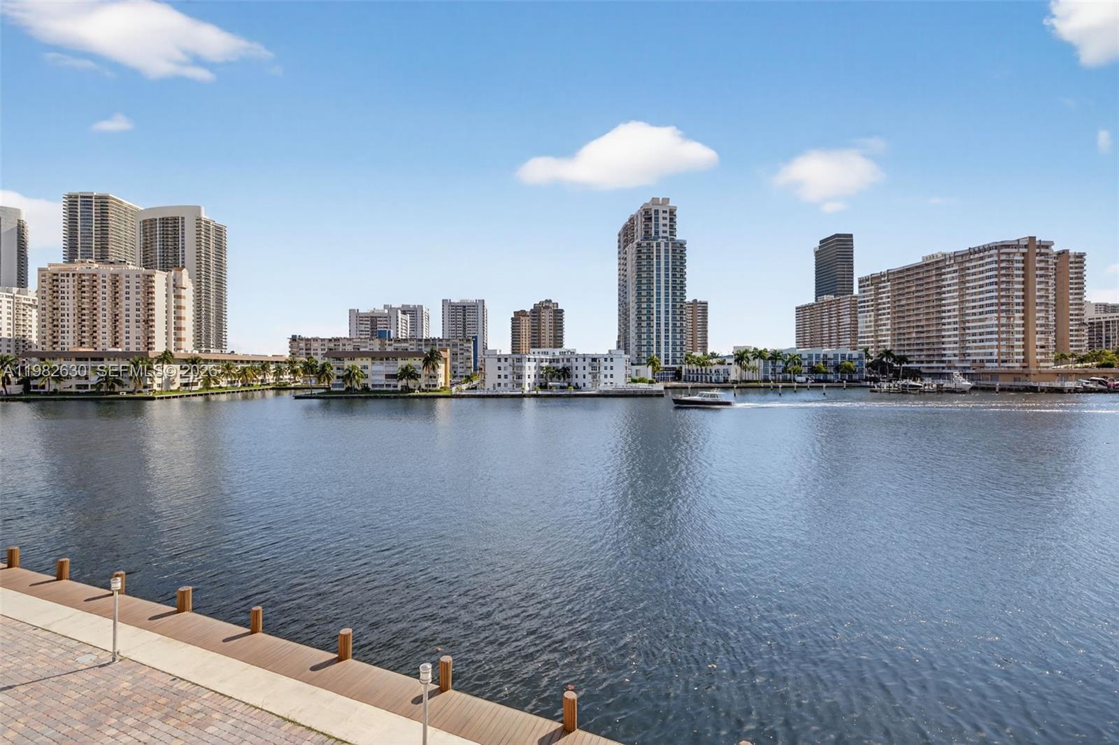 DORSEY ARMS CONDO - Residential