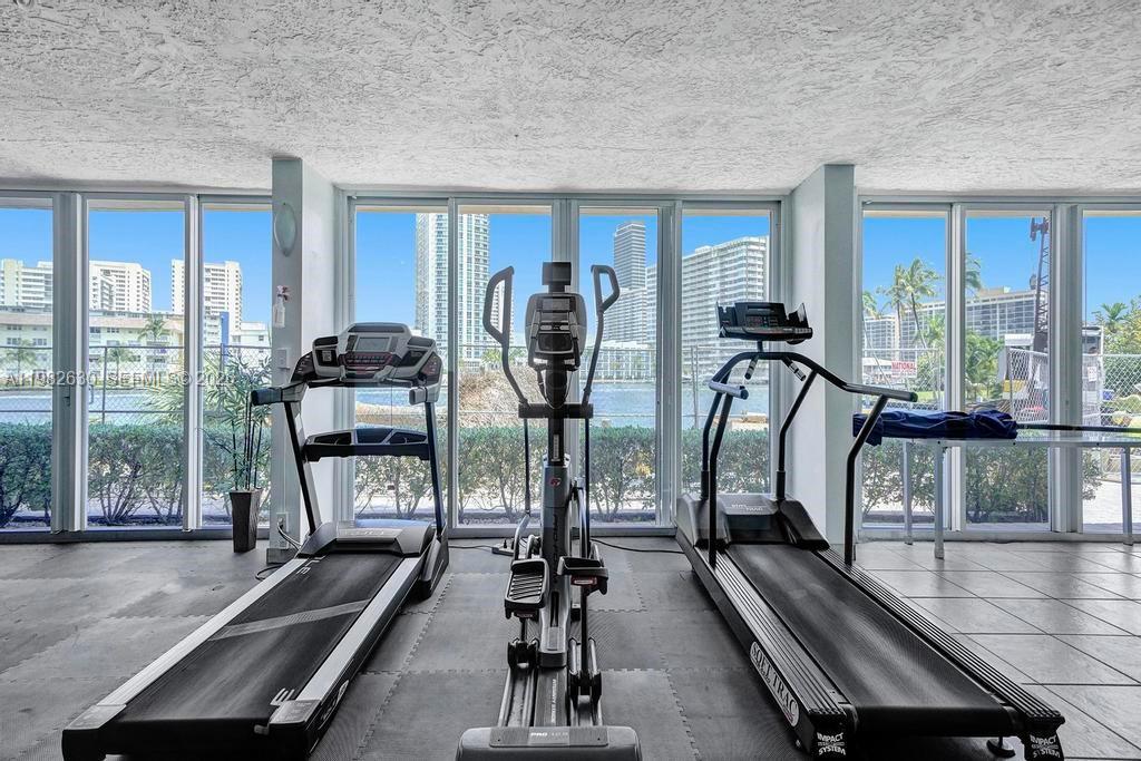 DORSEY ARMS CONDO - Residential