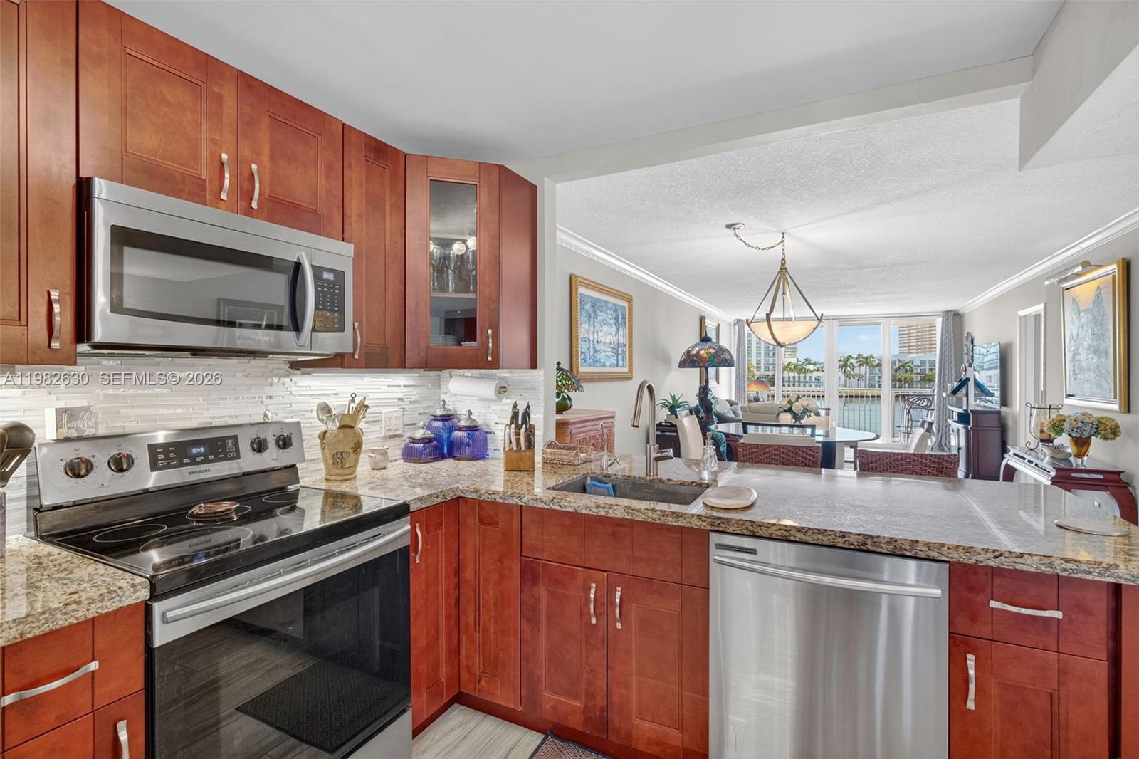 DORSEY ARMS CONDO - Residential