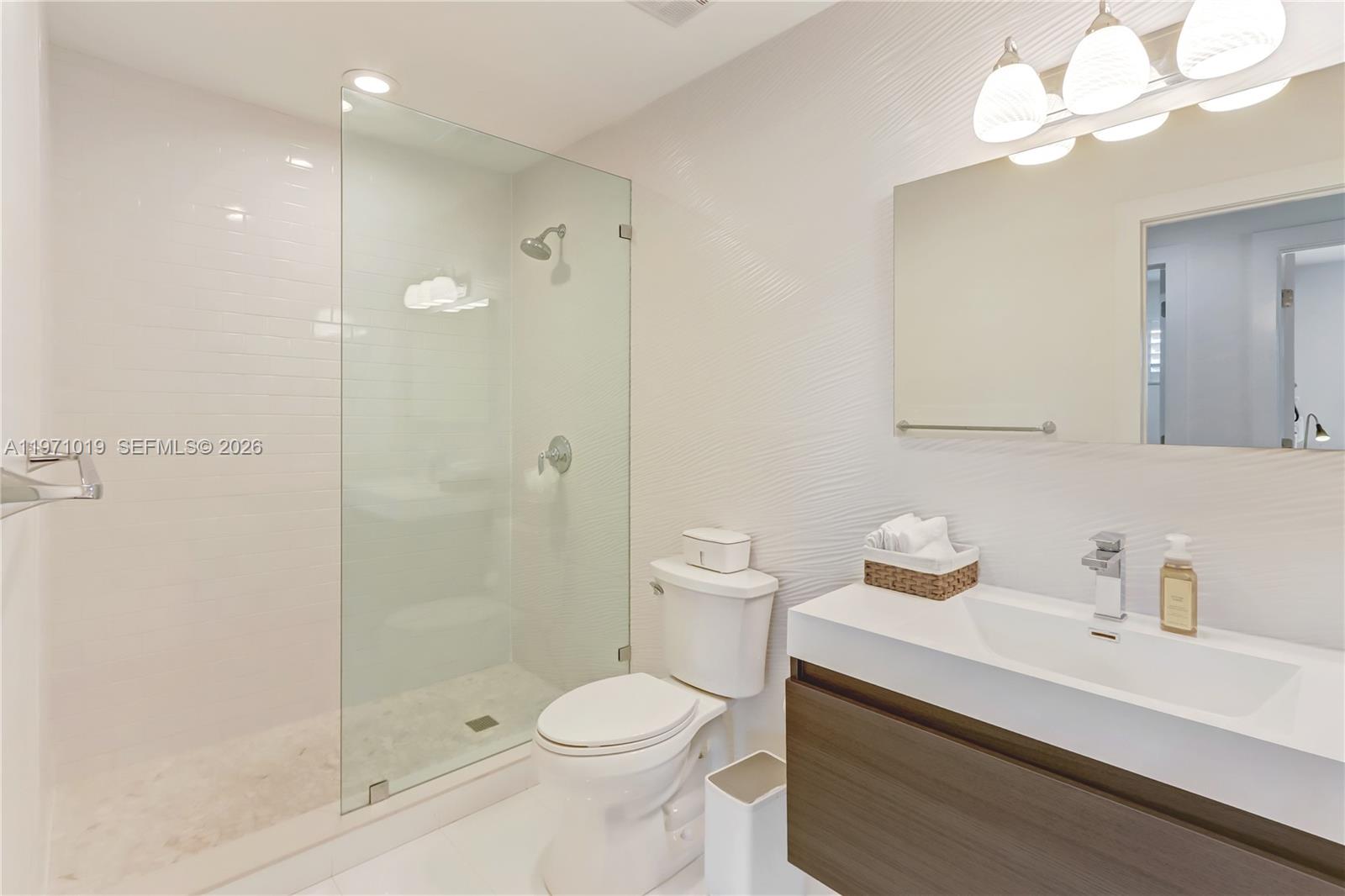 GRANADA WEST ESTATES 1ST - Residential