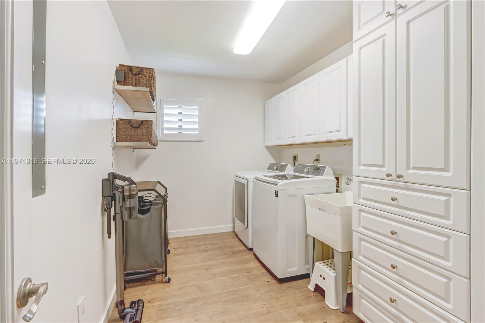 GRANADA WEST ESTATES 1ST - Residential