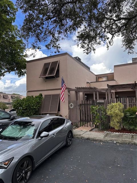 12399 NW 11th St Pembroke Pines FL 33026