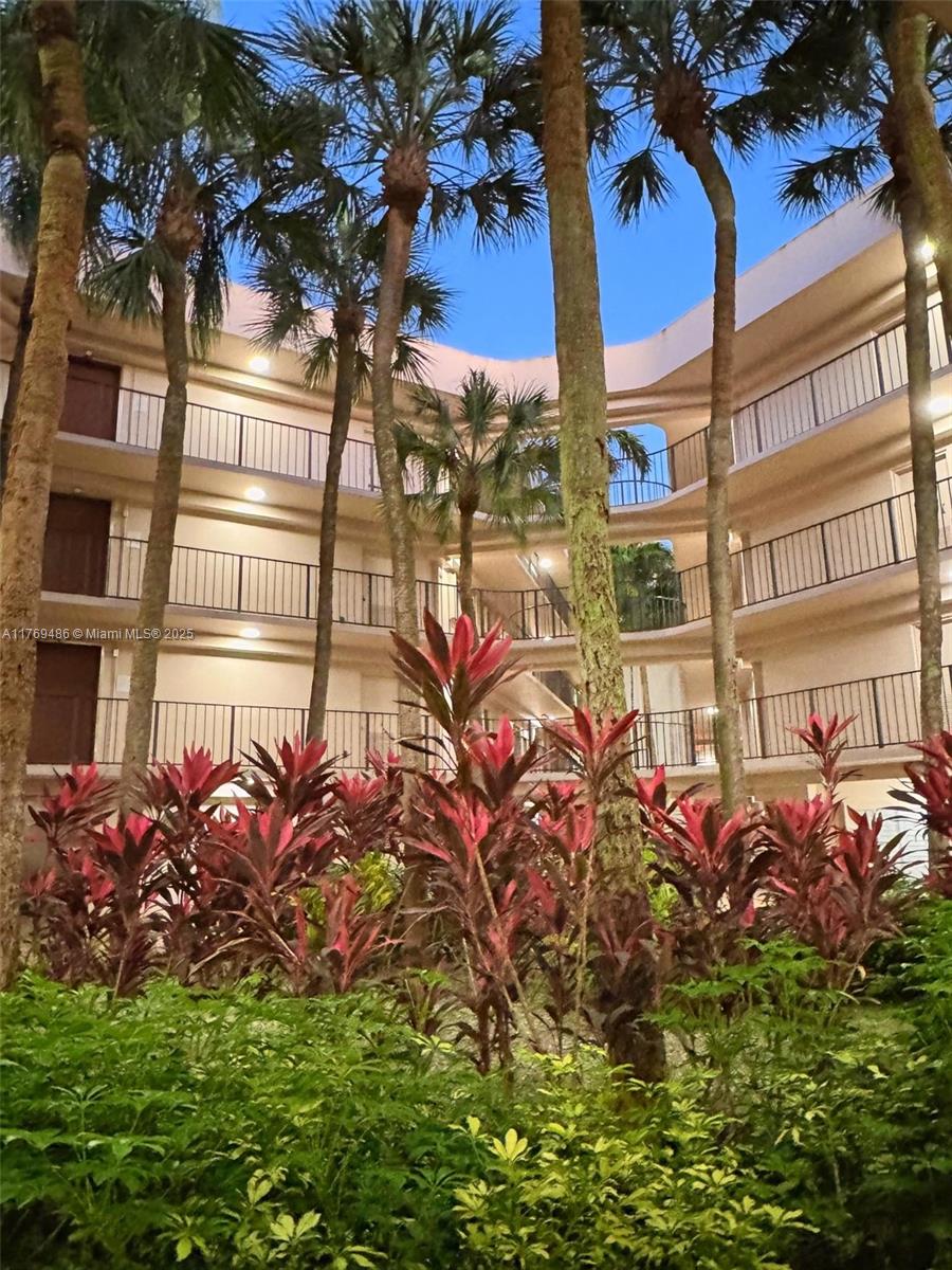 Rental Property at 8760 Sw 133rd Ave Rd 302, Miami, Broward County, Florida - Bedrooms: 3 
Bathrooms: 2  - $2,600 MO.
