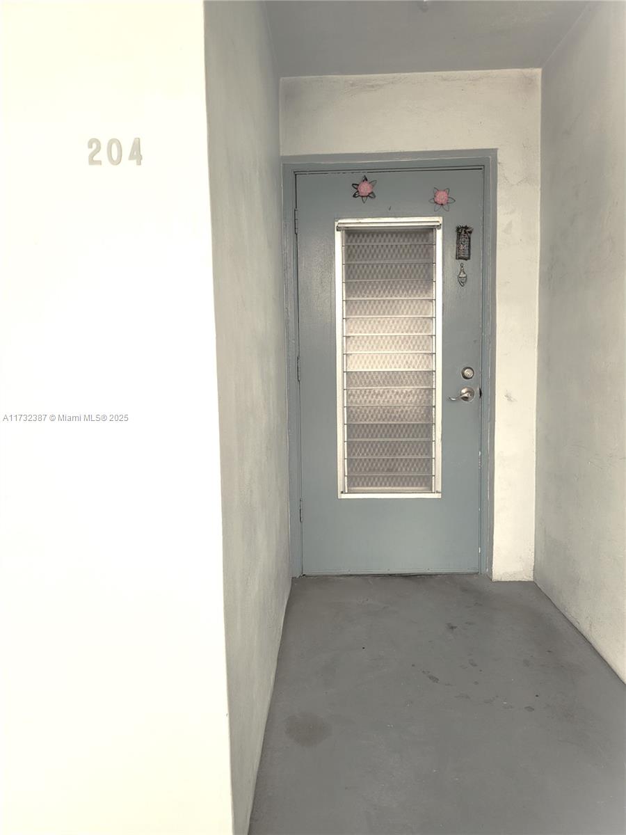 TALLWOOD EAST CONDO - Residential