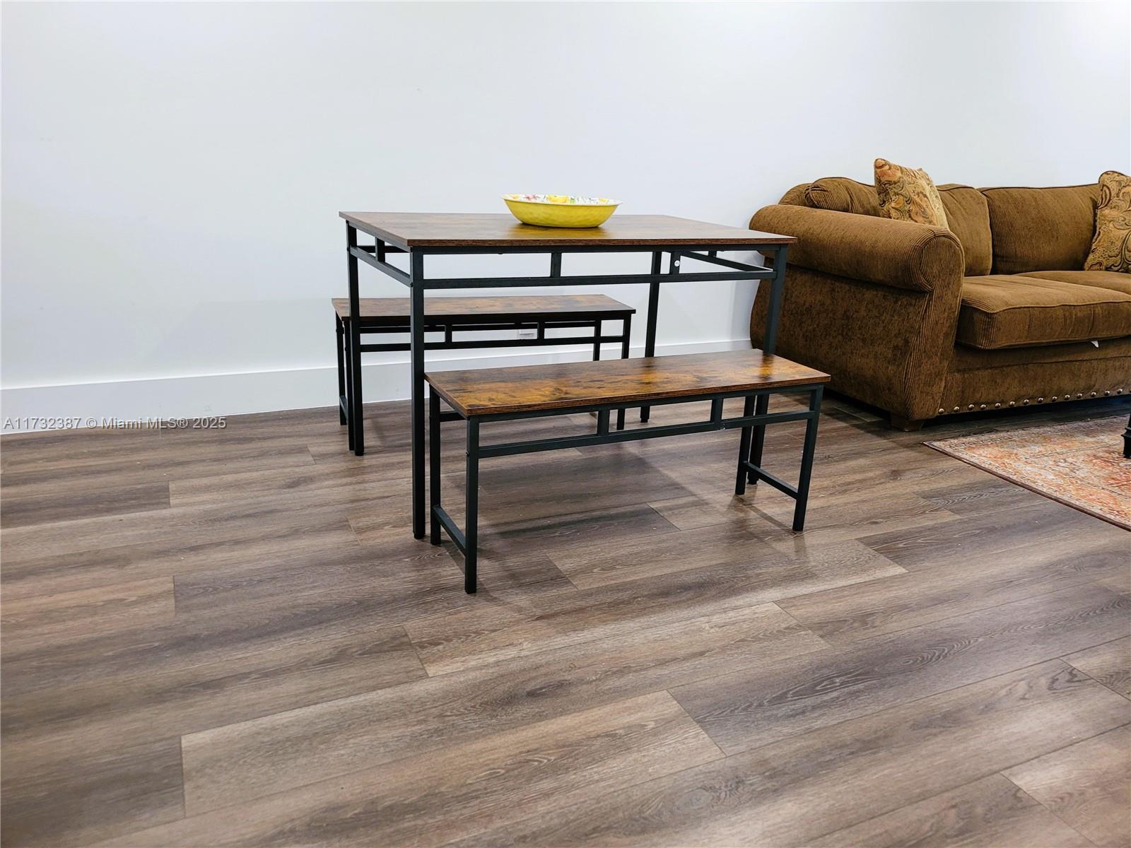 TALLWOOD EAST CONDO - Residential