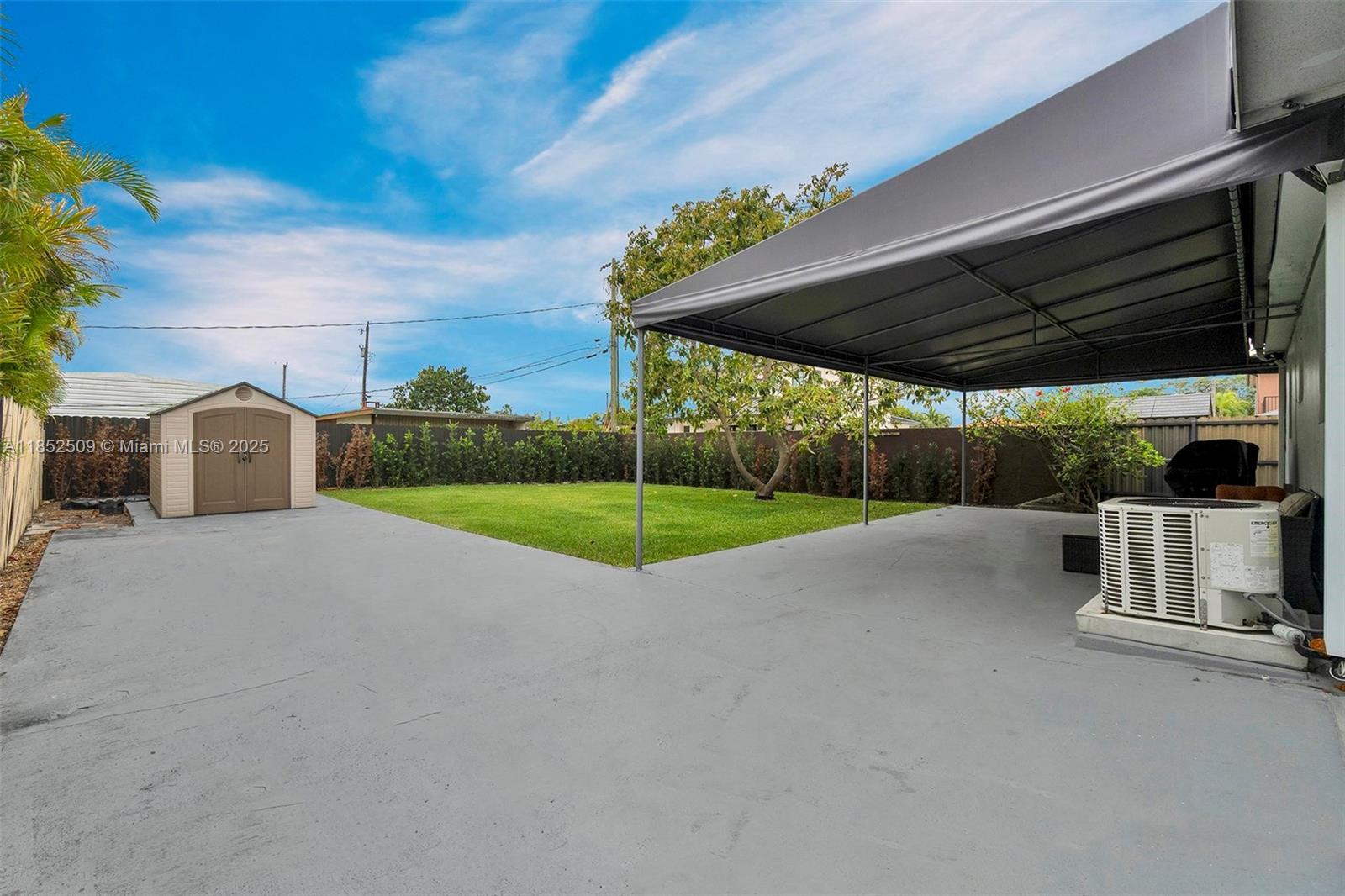 CORAL VILLAS REV - Residential