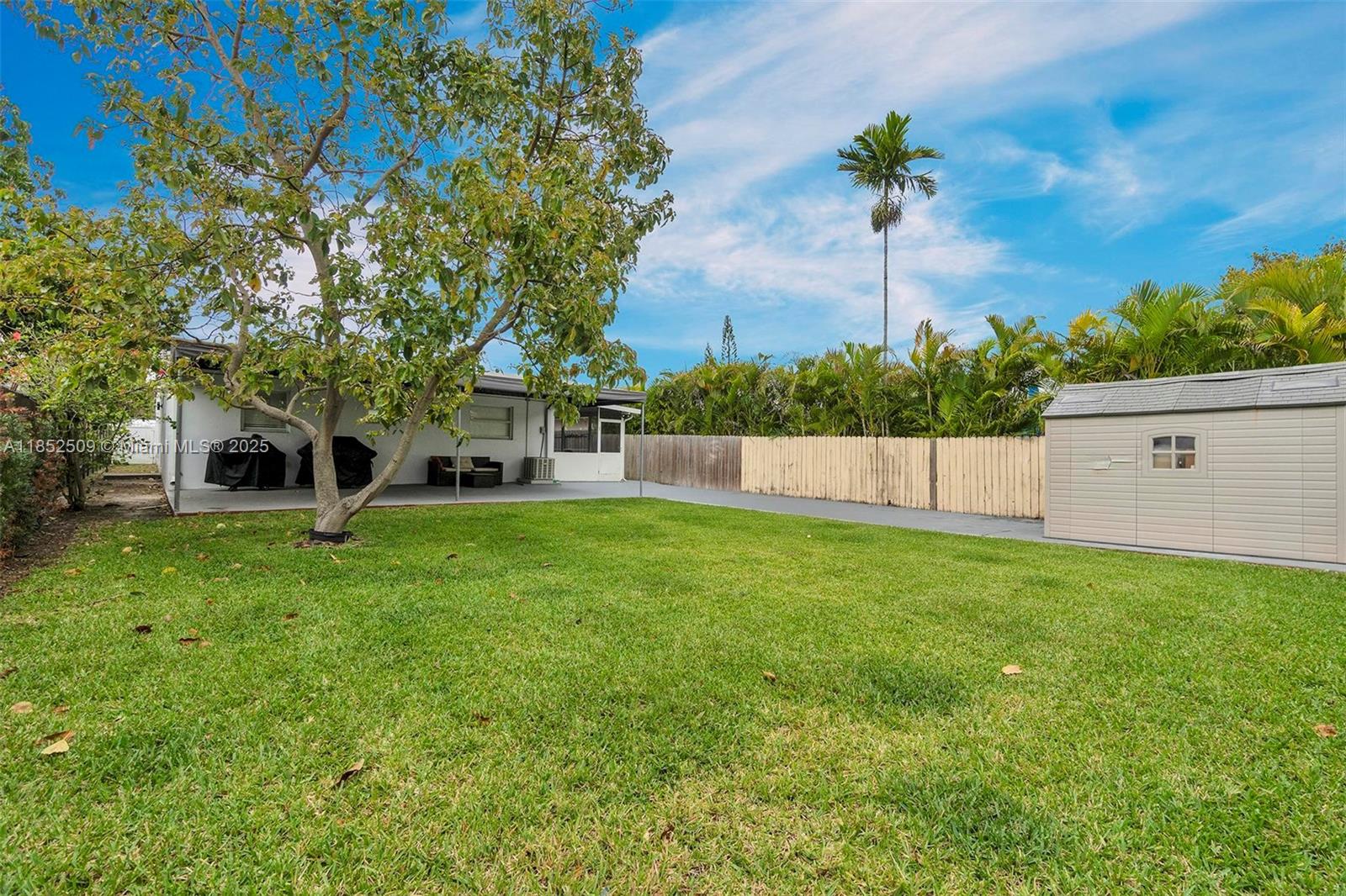 CORAL VILLAS REV - Residential