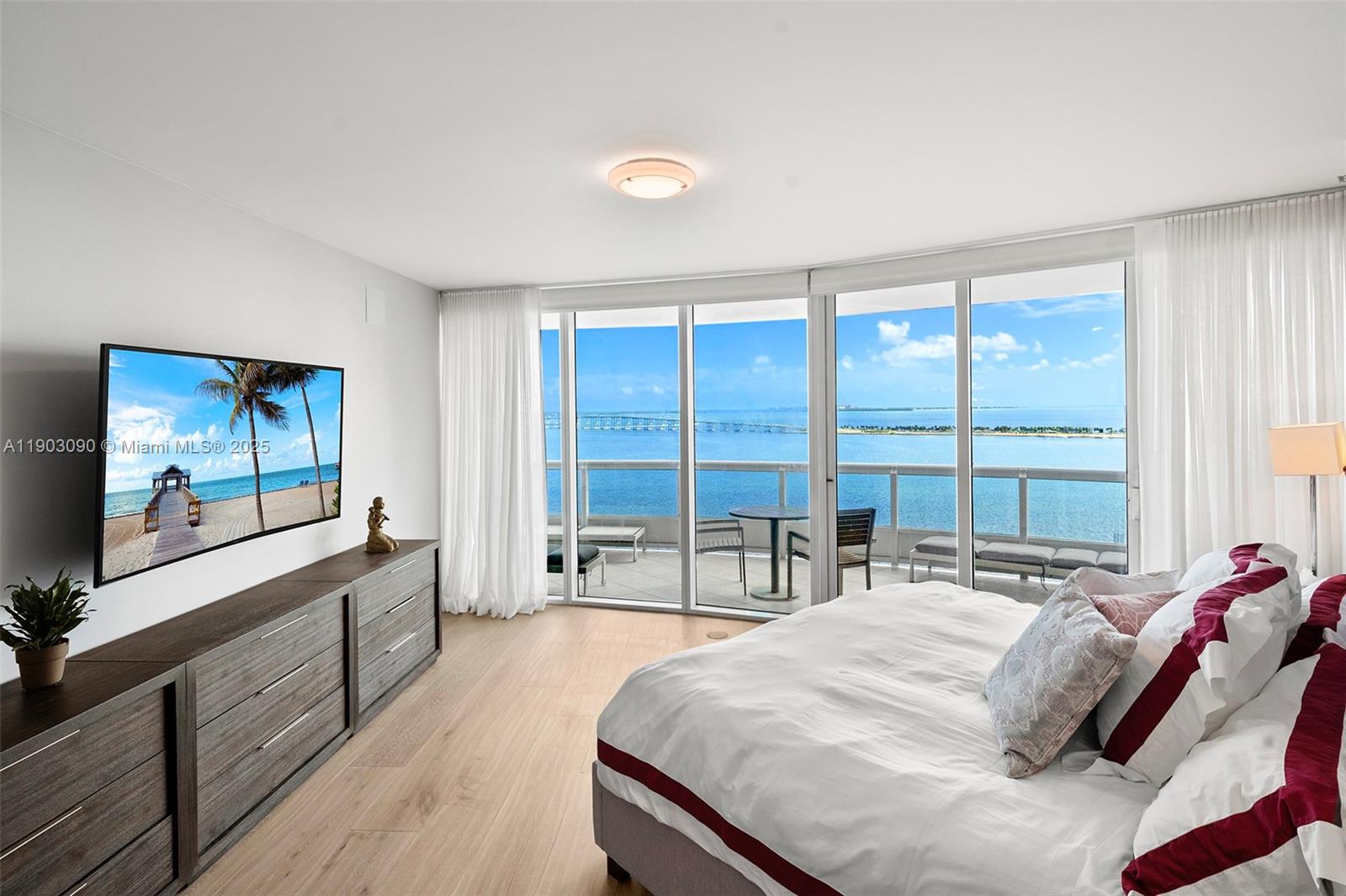 SANTA MARIA CONDO - Residential