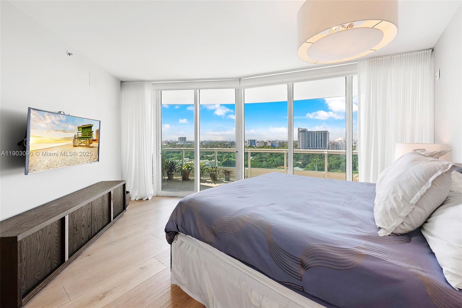 SANTA MARIA CONDO - Residential