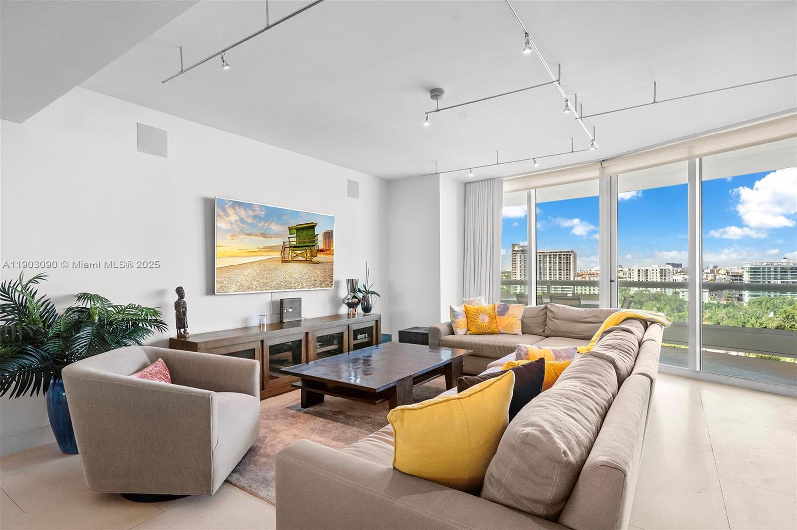 SANTA MARIA CONDO - Residential