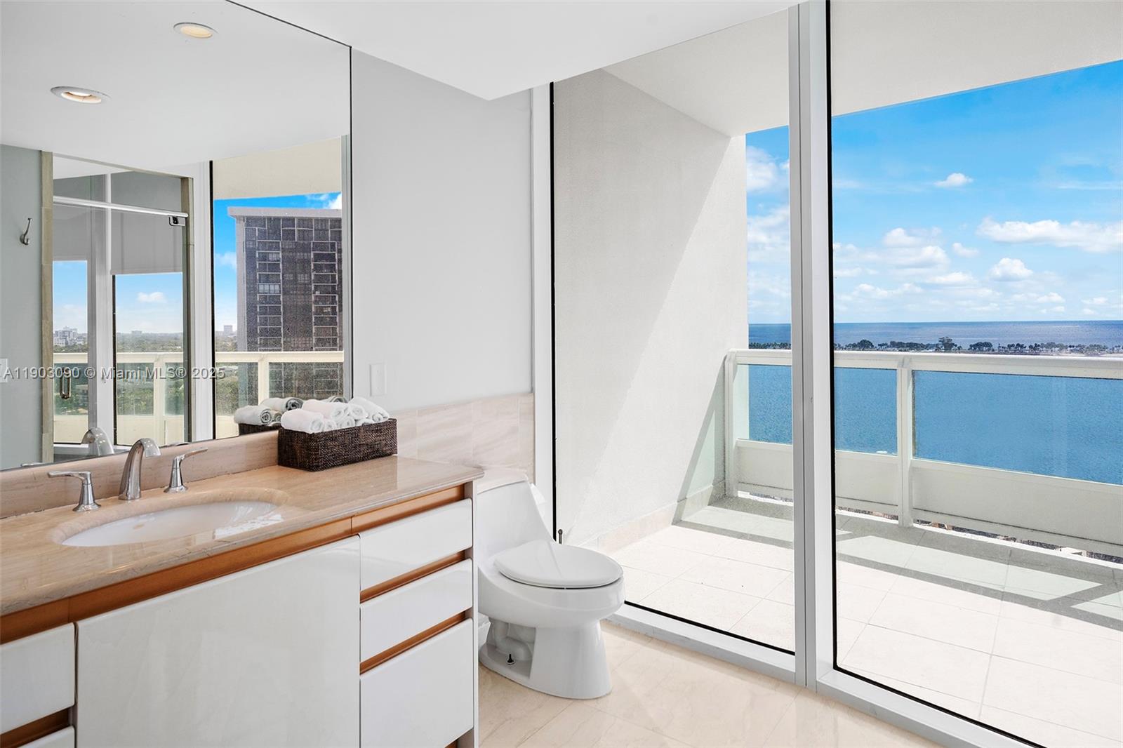 SANTA MARIA CONDO - Residential