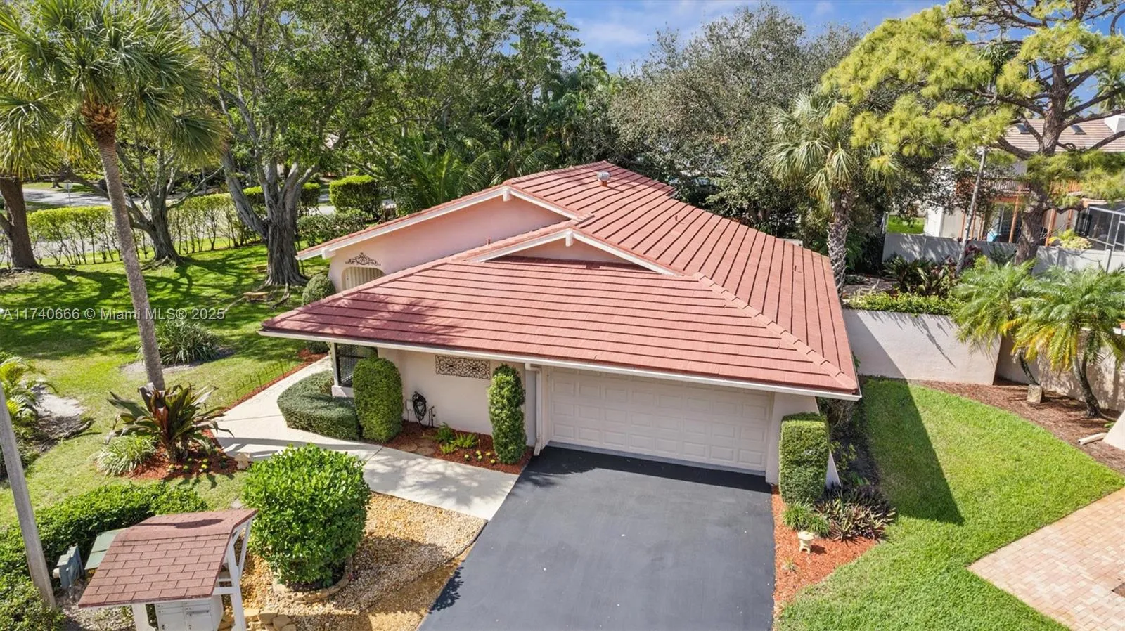 Deerfield Beach, Florida 33442, United States, 3 Bedrooms Bedrooms, ,2 BathroomsBathrooms,Residential,Pending,8000