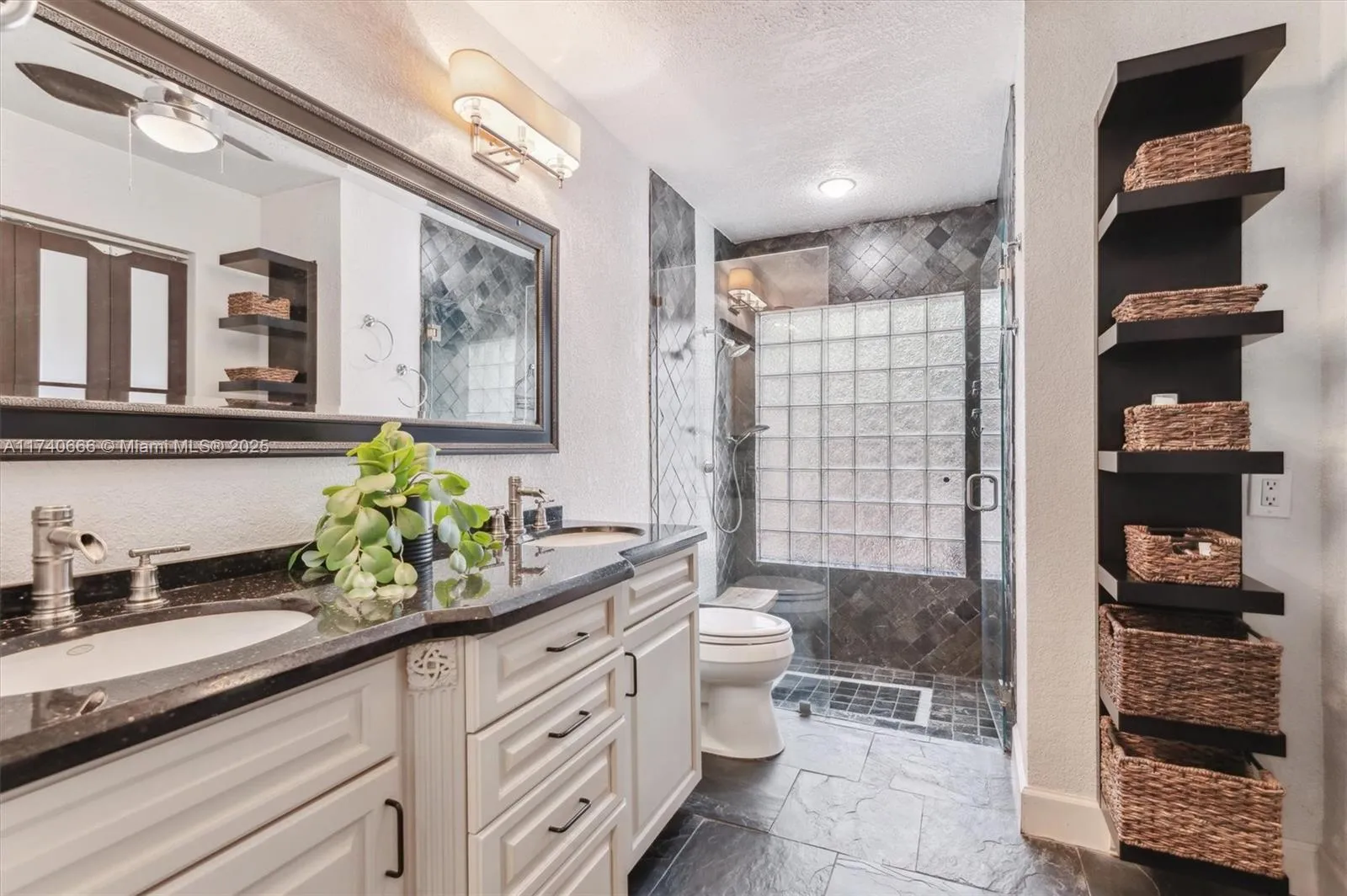 Deerfield Beach, Florida 33442, United States, 3 Bedrooms Bedrooms, ,2 BathroomsBathrooms,Residential,Pending,8000