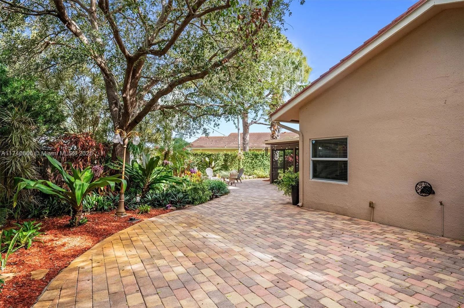 Deerfield Beach, Florida 33442, United States, 3 Bedrooms Bedrooms, ,2 BathroomsBathrooms,Residential,Pending,8000