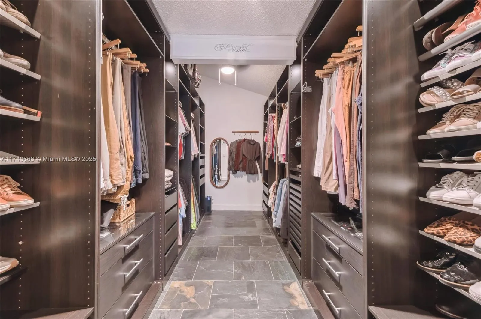 Deerfield Beach, Florida 33442, United States, 3 Bedrooms Bedrooms, ,2 BathroomsBathrooms,Residential,Pending,8000