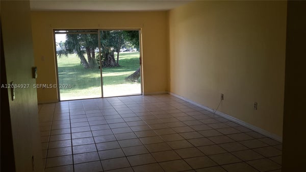 7400 MIAMI LAKES DR APT D101, MIAMI LAKES, FL 33014 - Image bd3522e5db4cda868bbdb48cfc7834cc/2543716215