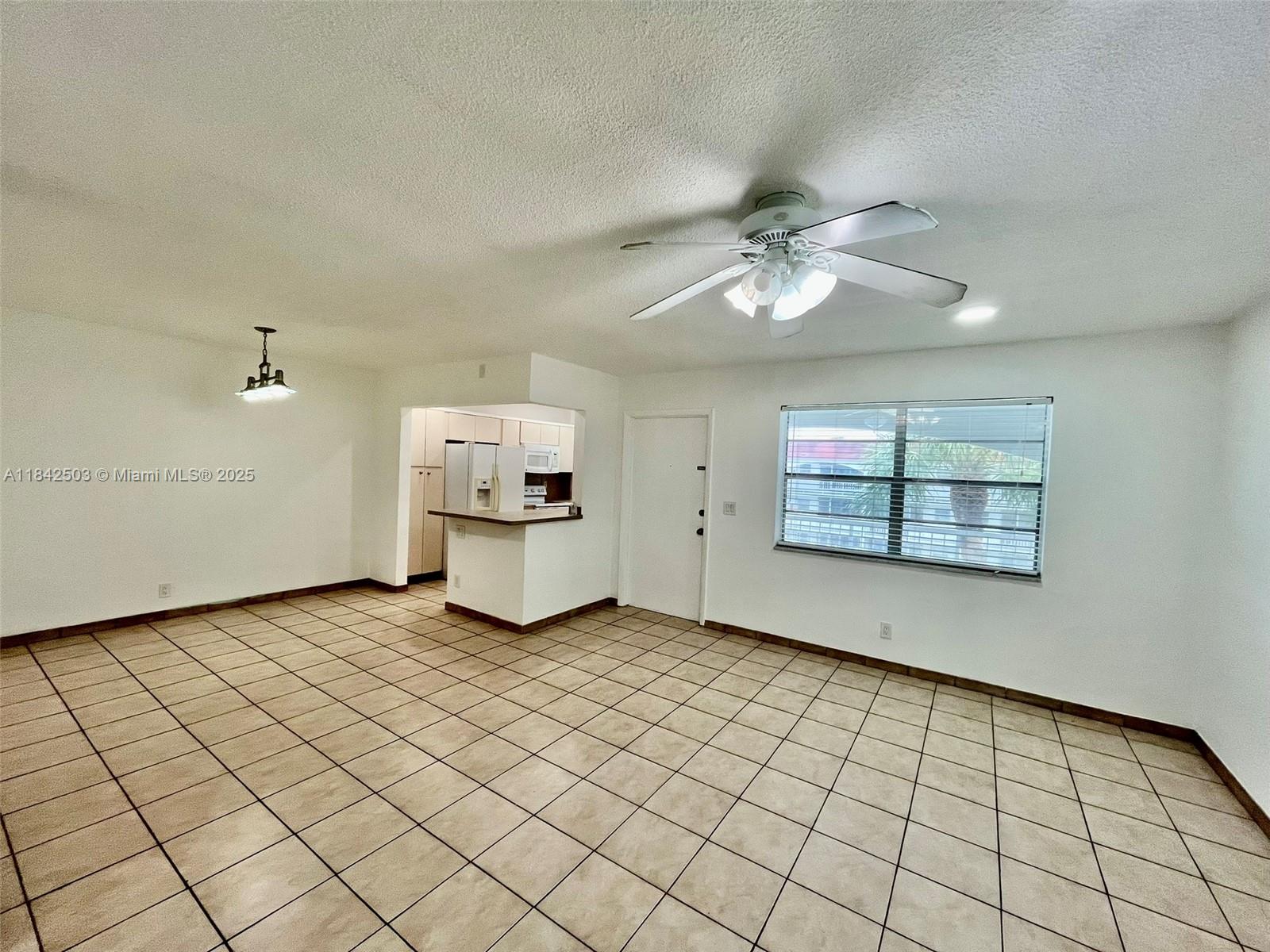 581 Blue Heron Dr 314-B