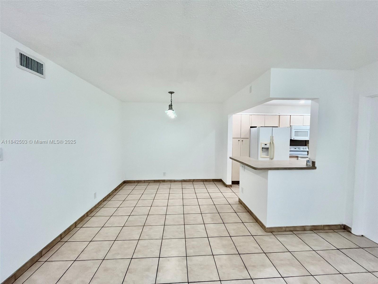 581 Blue Heron Dr 314-B