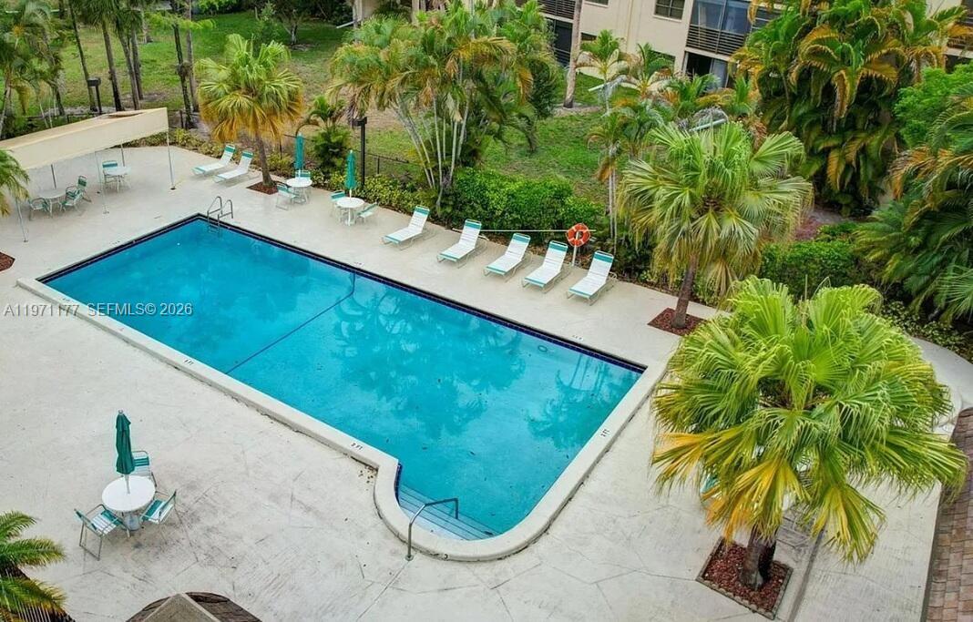 BONAIRE AT WOODMONT NO 5- - Residential