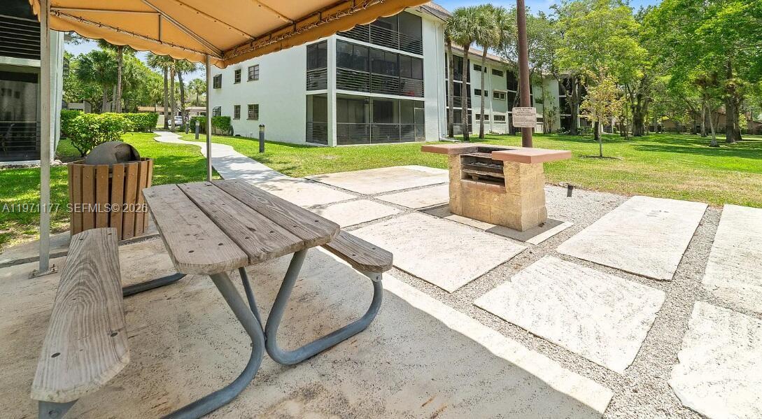 BONAIRE AT WOODMONT NO 5- - Residential