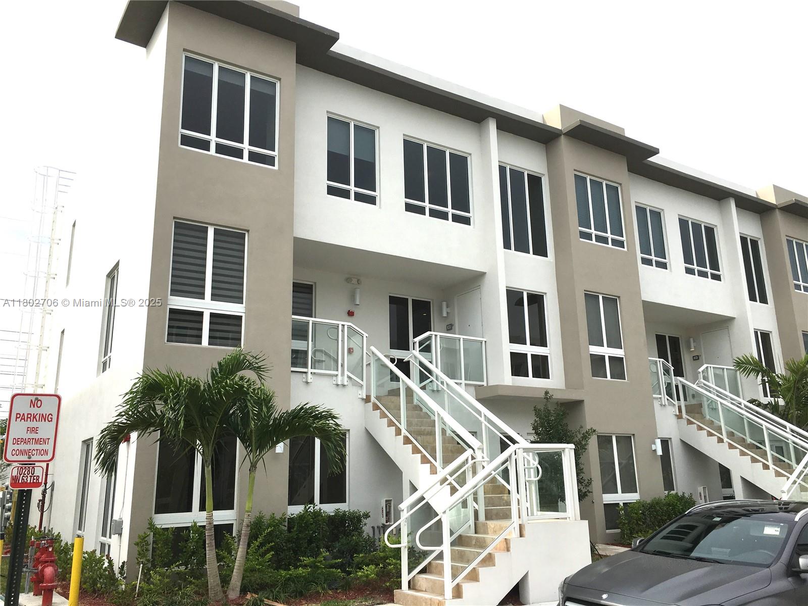 Rental Property at 10280 Nw 63rd Ter 202, Doral, Miami-Dade County, Florida - Bedrooms: 3 
Bathrooms: 3  - $3,800 MO.