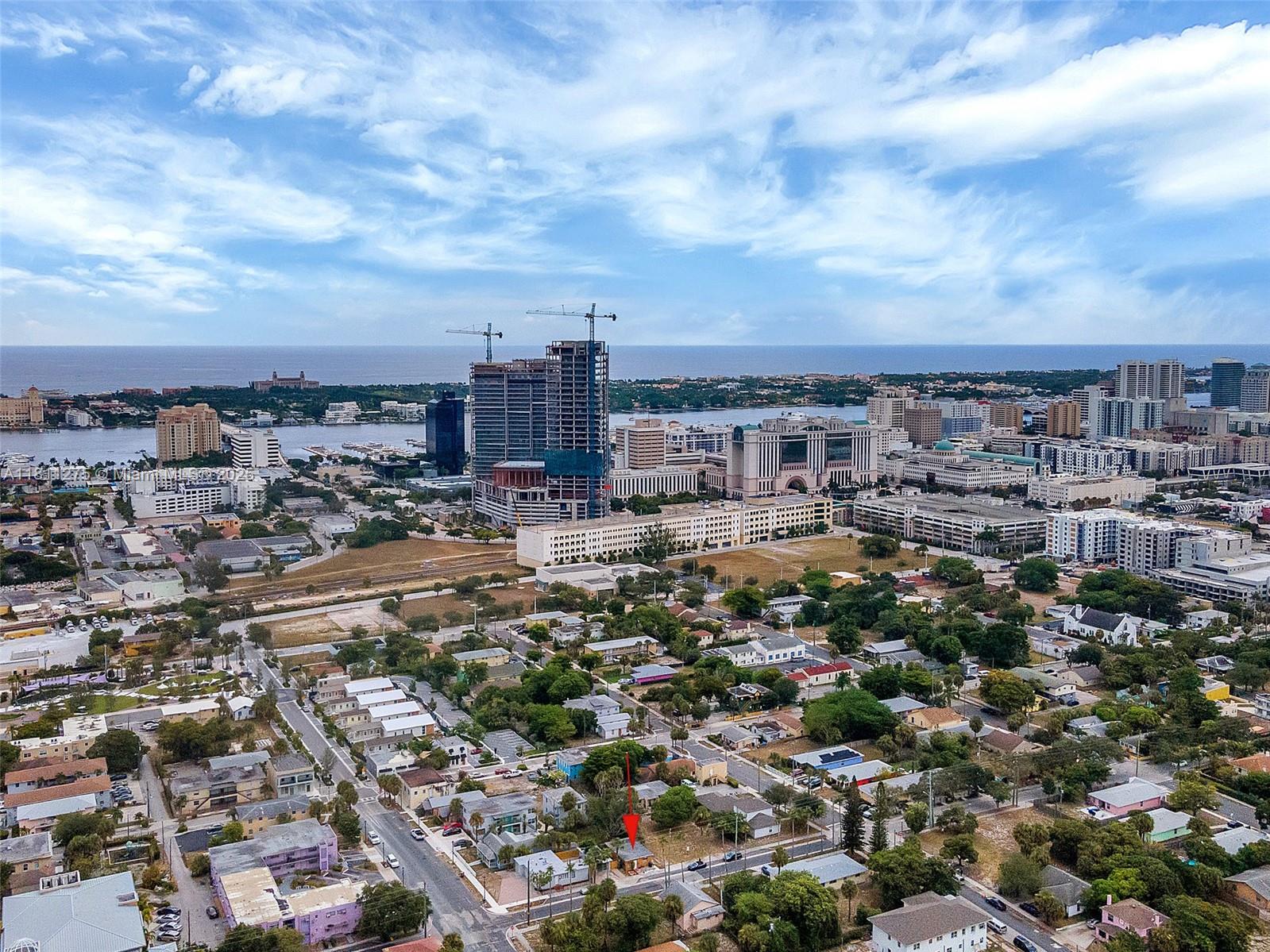 CLOWS - Residential Lease