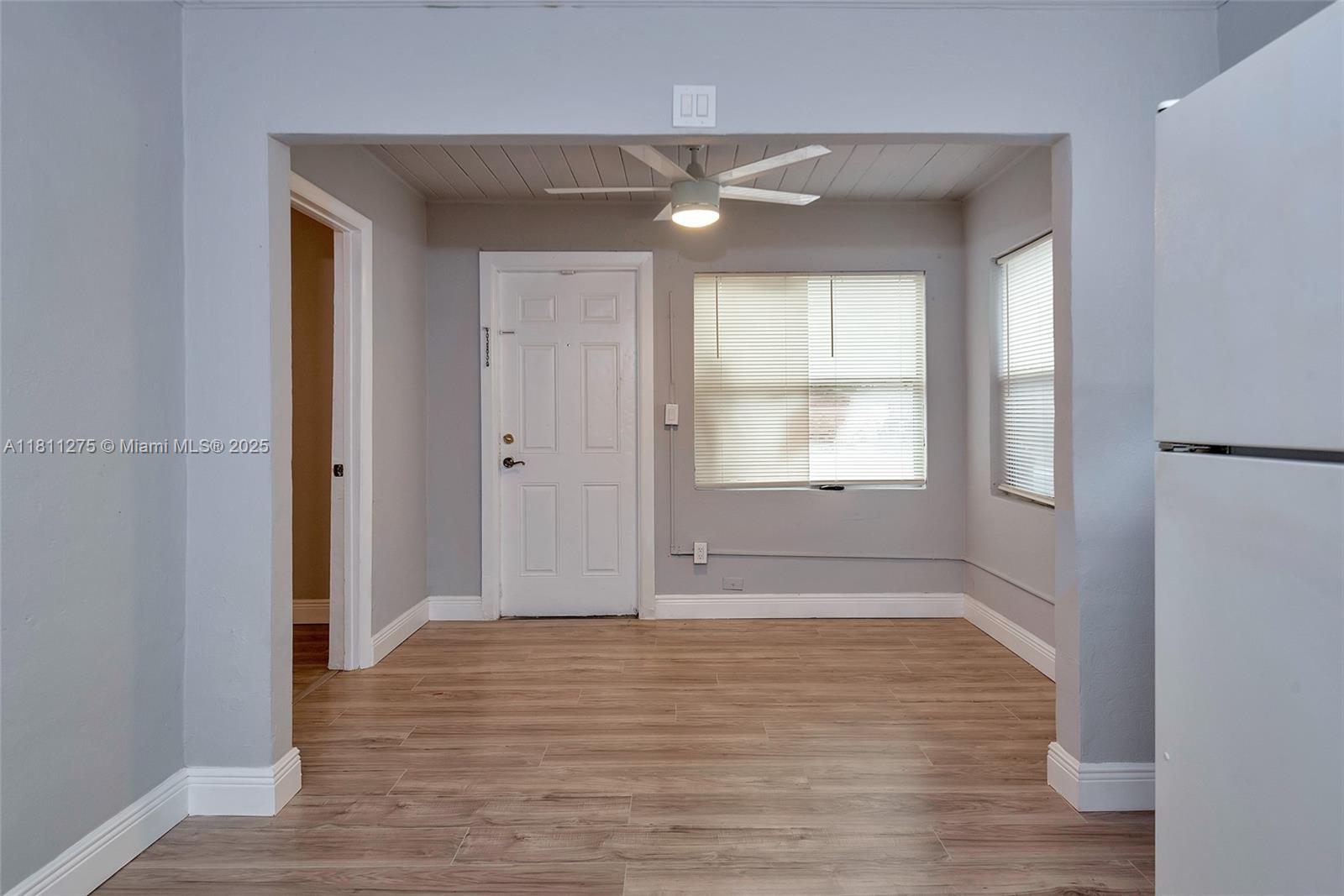 CLOWS - Residential Lease