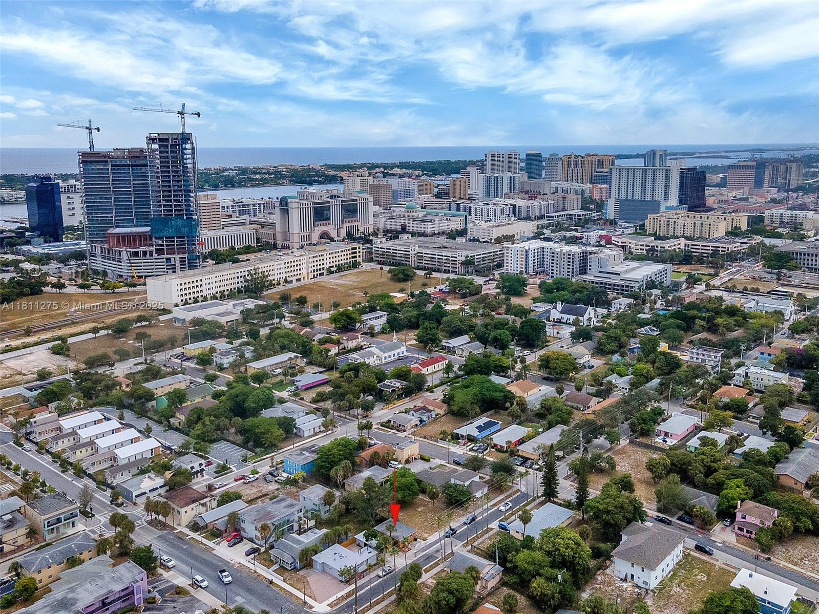 CLOWS - Residential Lease
