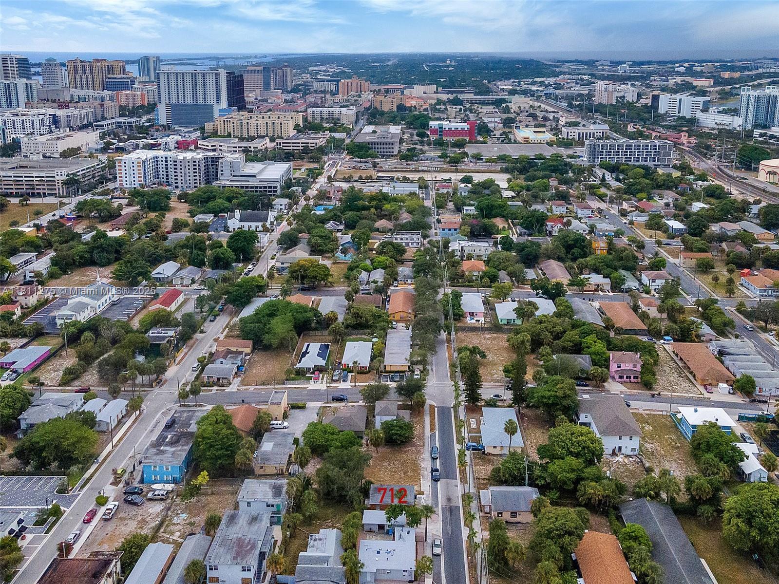 CLOWS - Residential Lease