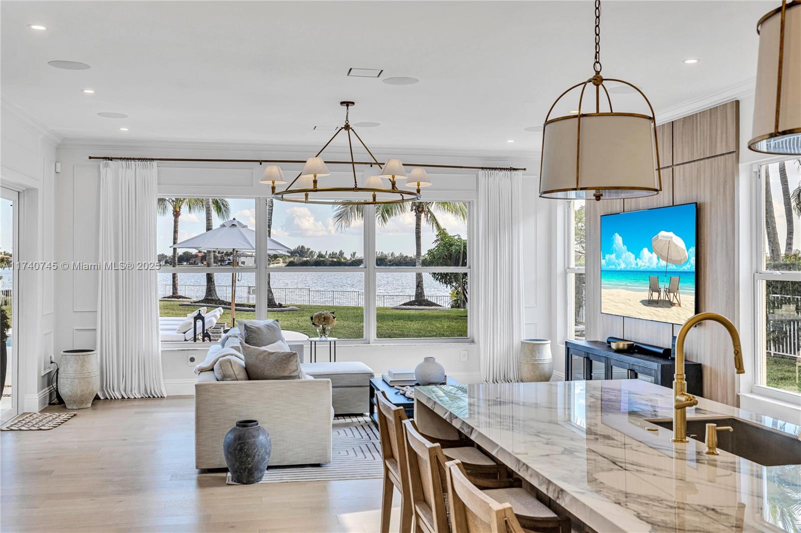 SUNSET LAKES PLAT TWO - Residential