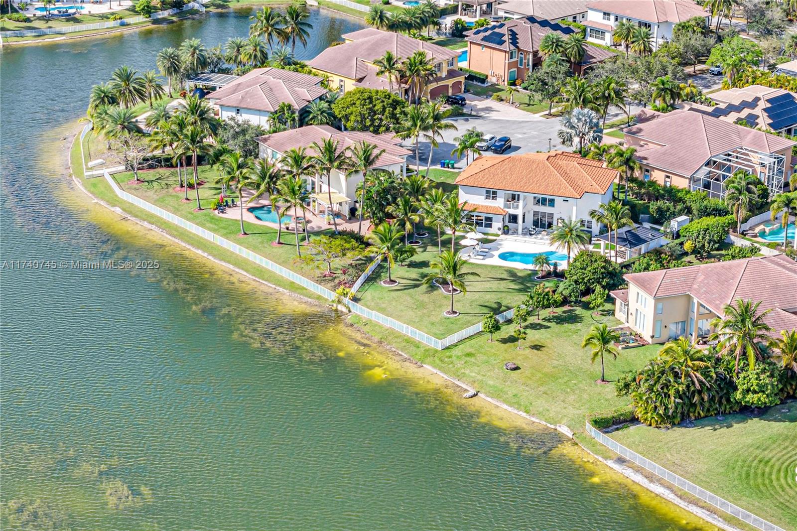 SUNSET LAKES PLAT TWO - Residential