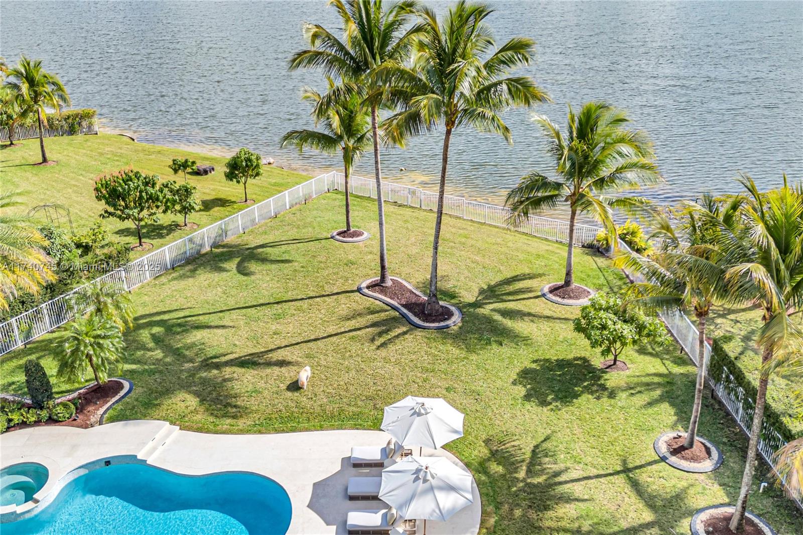 SUNSET LAKES PLAT TWO - Residential