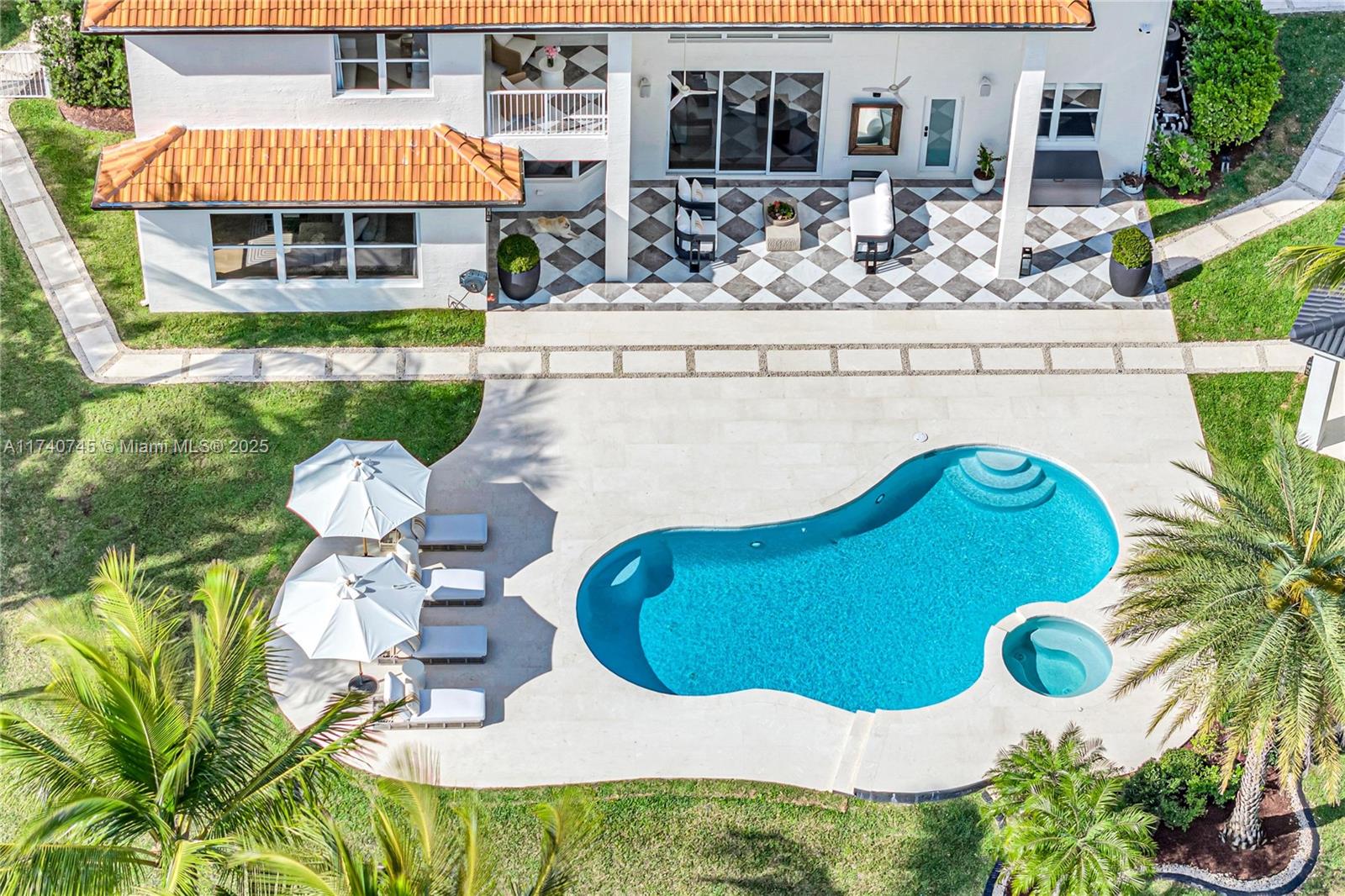 SUNSET LAKES PLAT TWO - Residential