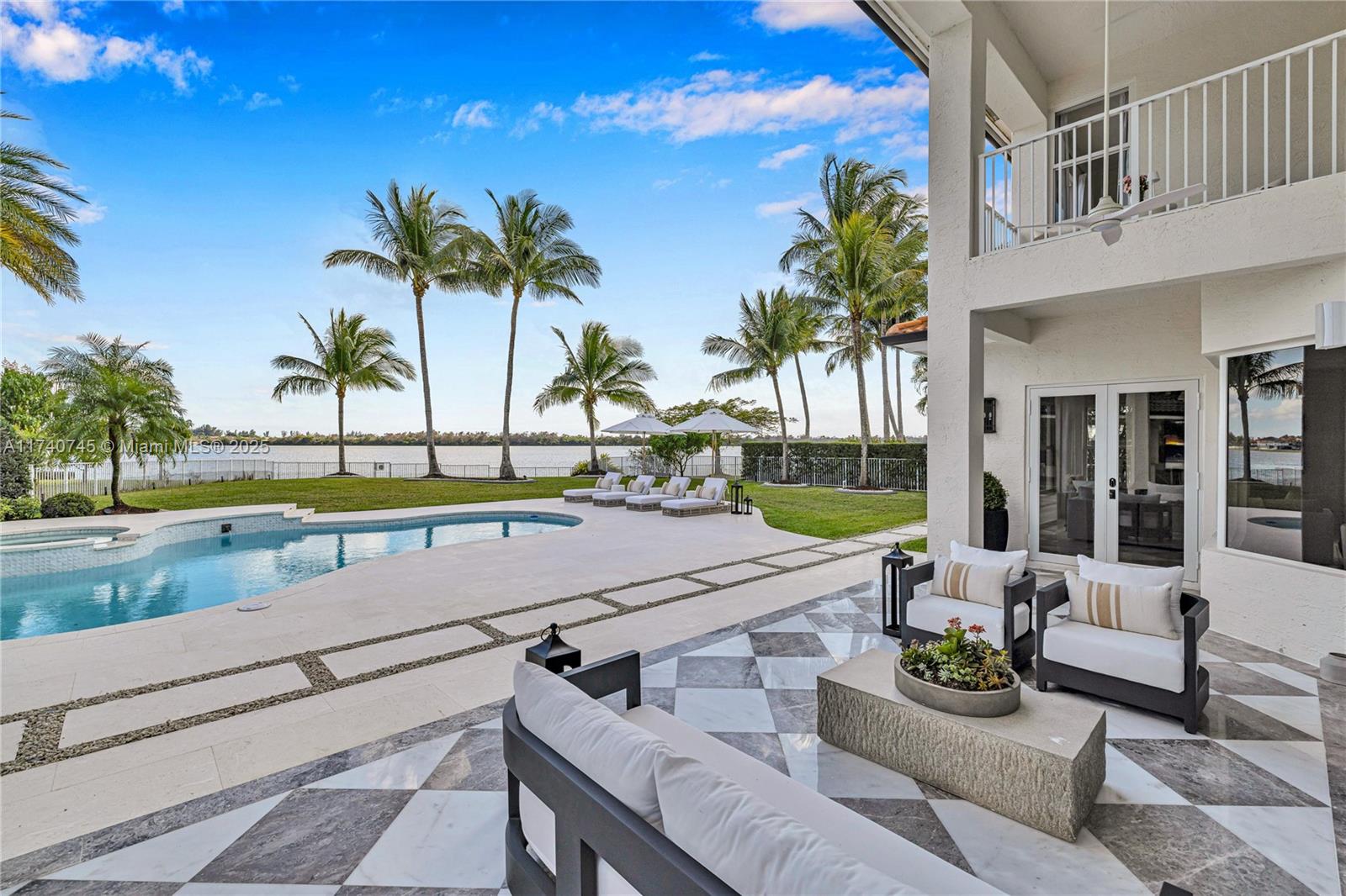 SUNSET LAKES PLAT TWO - Residential