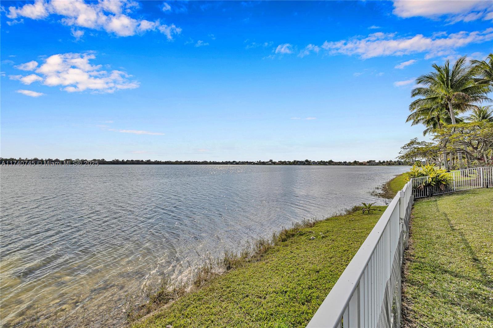 SUNSET LAKES PLAT TWO - Residential