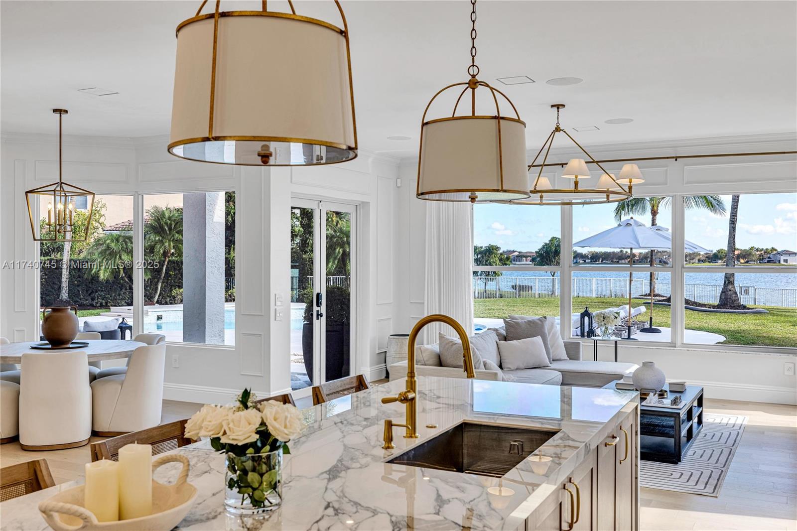 SUNSET LAKES PLAT TWO - Residential