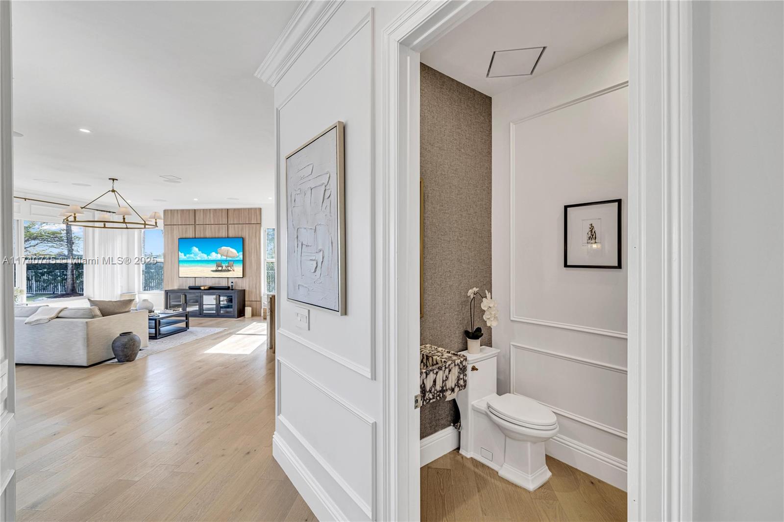 SUNSET LAKES PLAT TWO - Residential