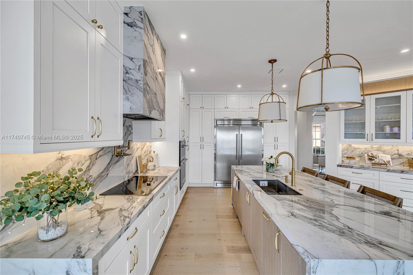 SUNSET LAKES PLAT TWO - Residential