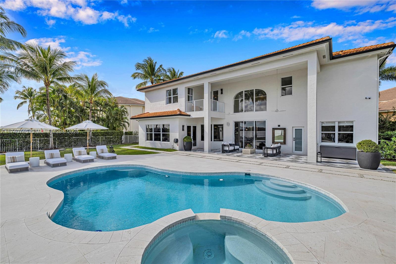 SUNSET LAKES PLAT TWO - Residential