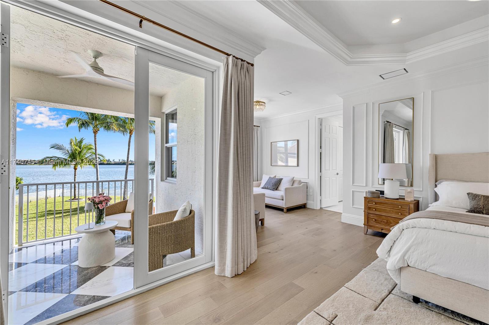 SUNSET LAKES PLAT TWO - Residential