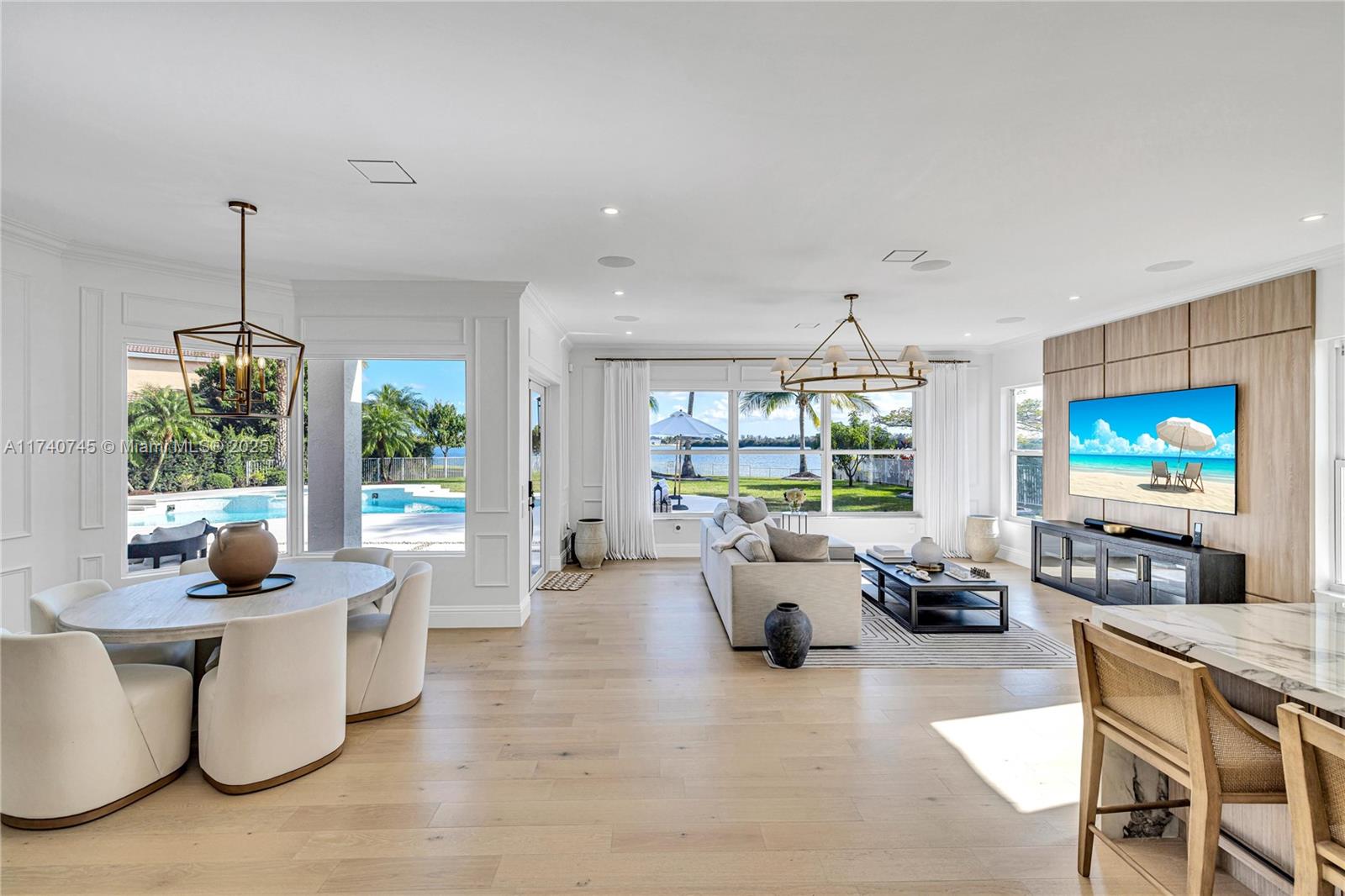 SUNSET LAKES PLAT TWO - Residential