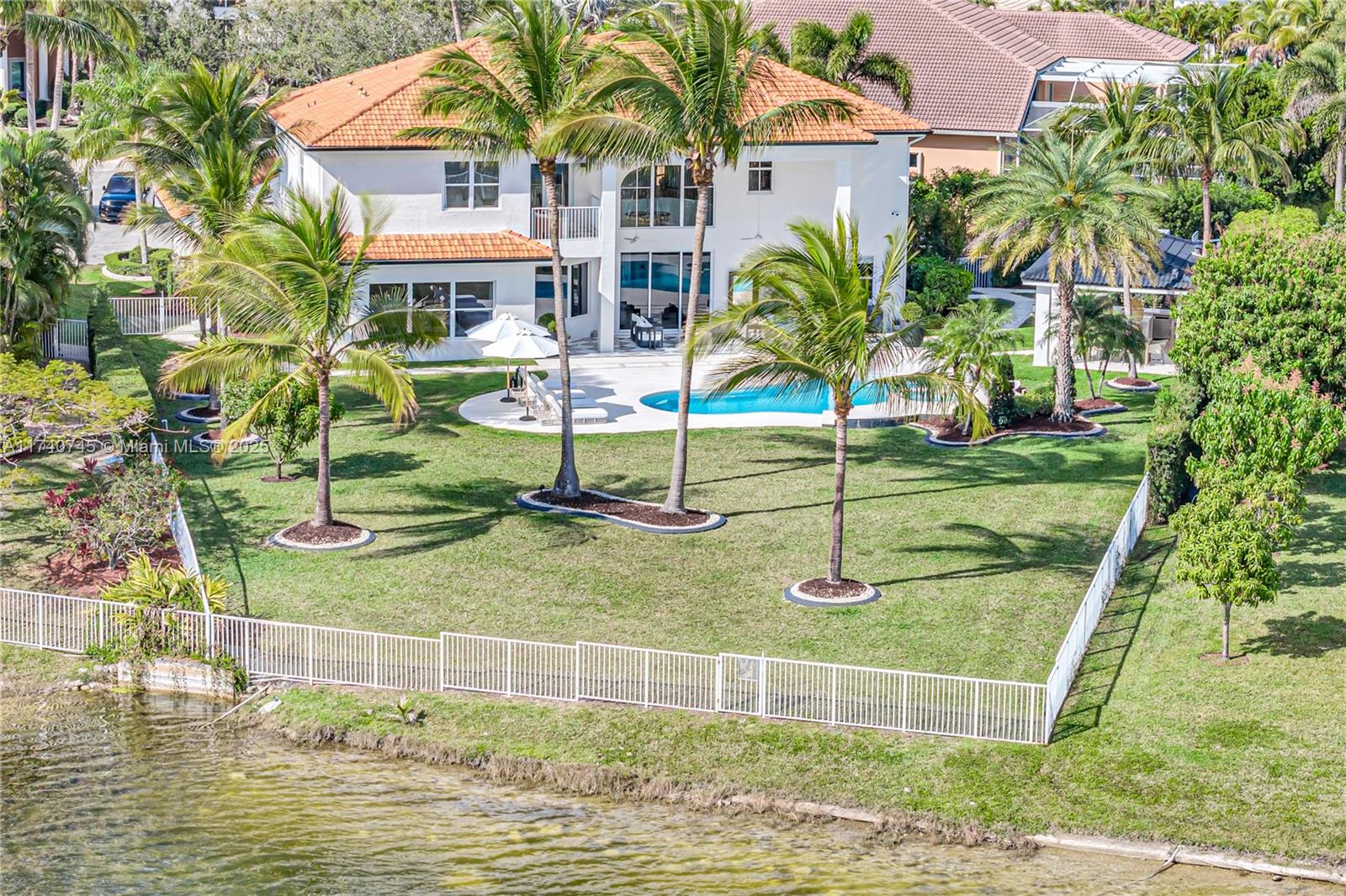 SUNSET LAKES PLAT TWO - Residential