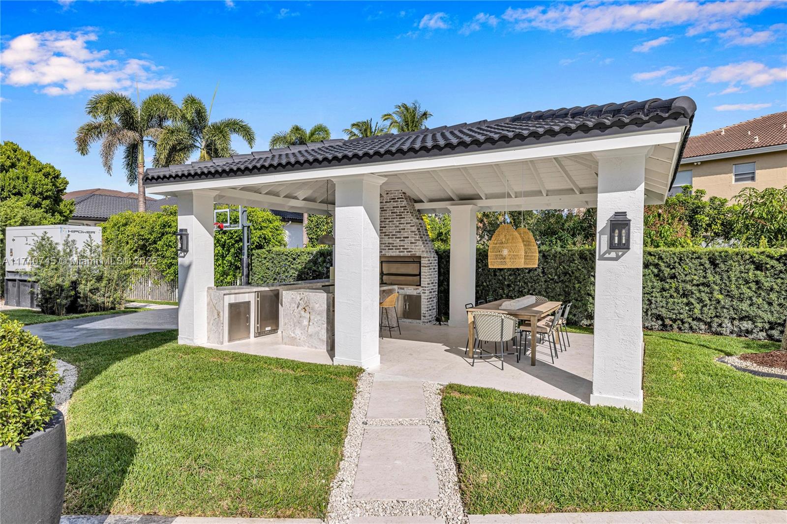 SUNSET LAKES PLAT TWO - Residential