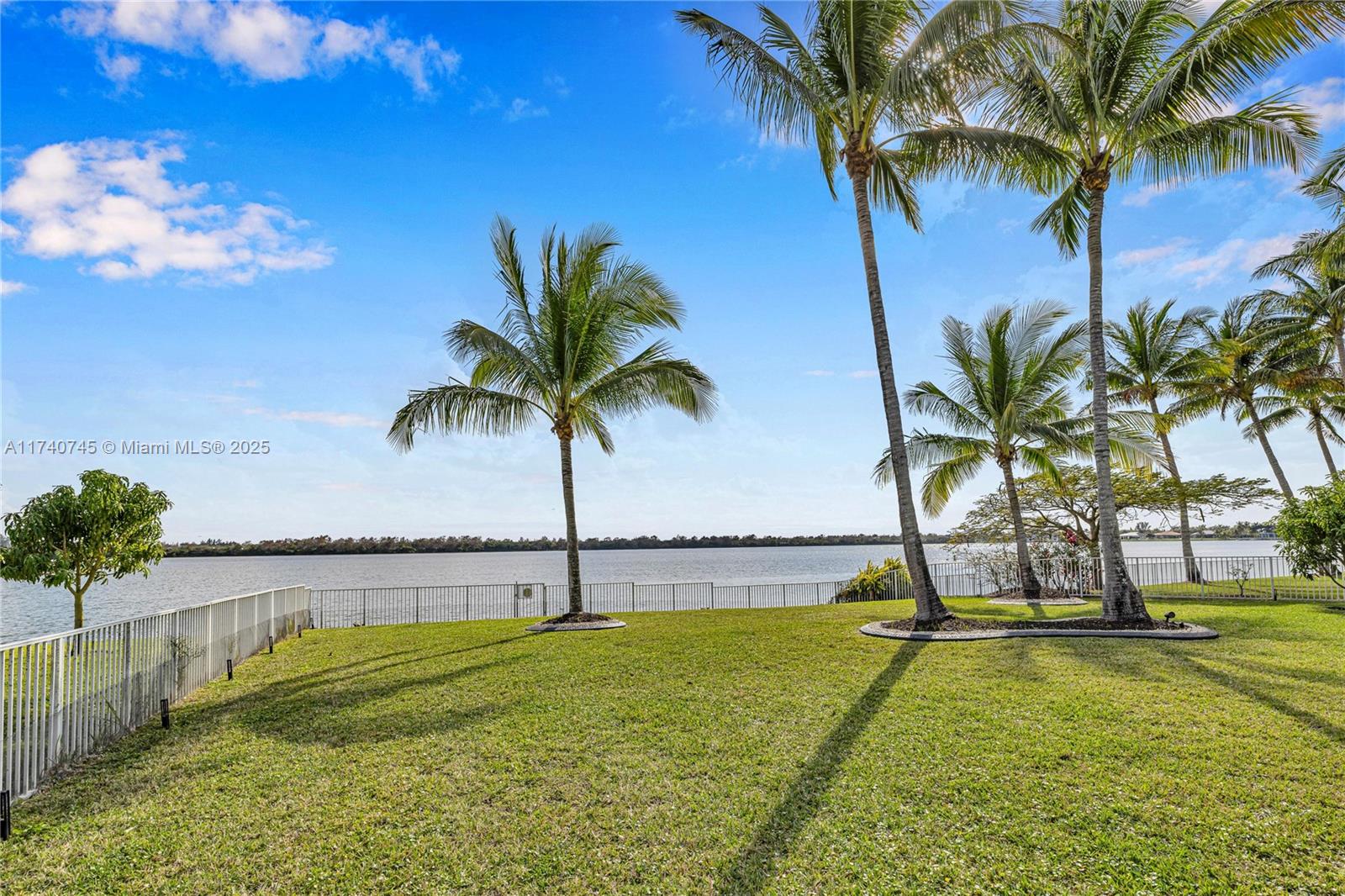 SUNSET LAKES PLAT TWO - Residential